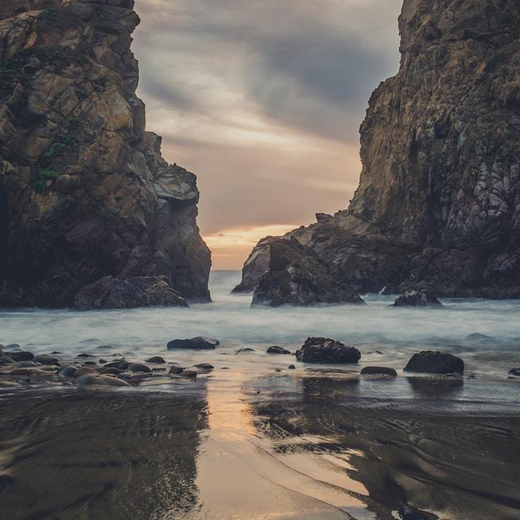 High mountain wilderness scenery